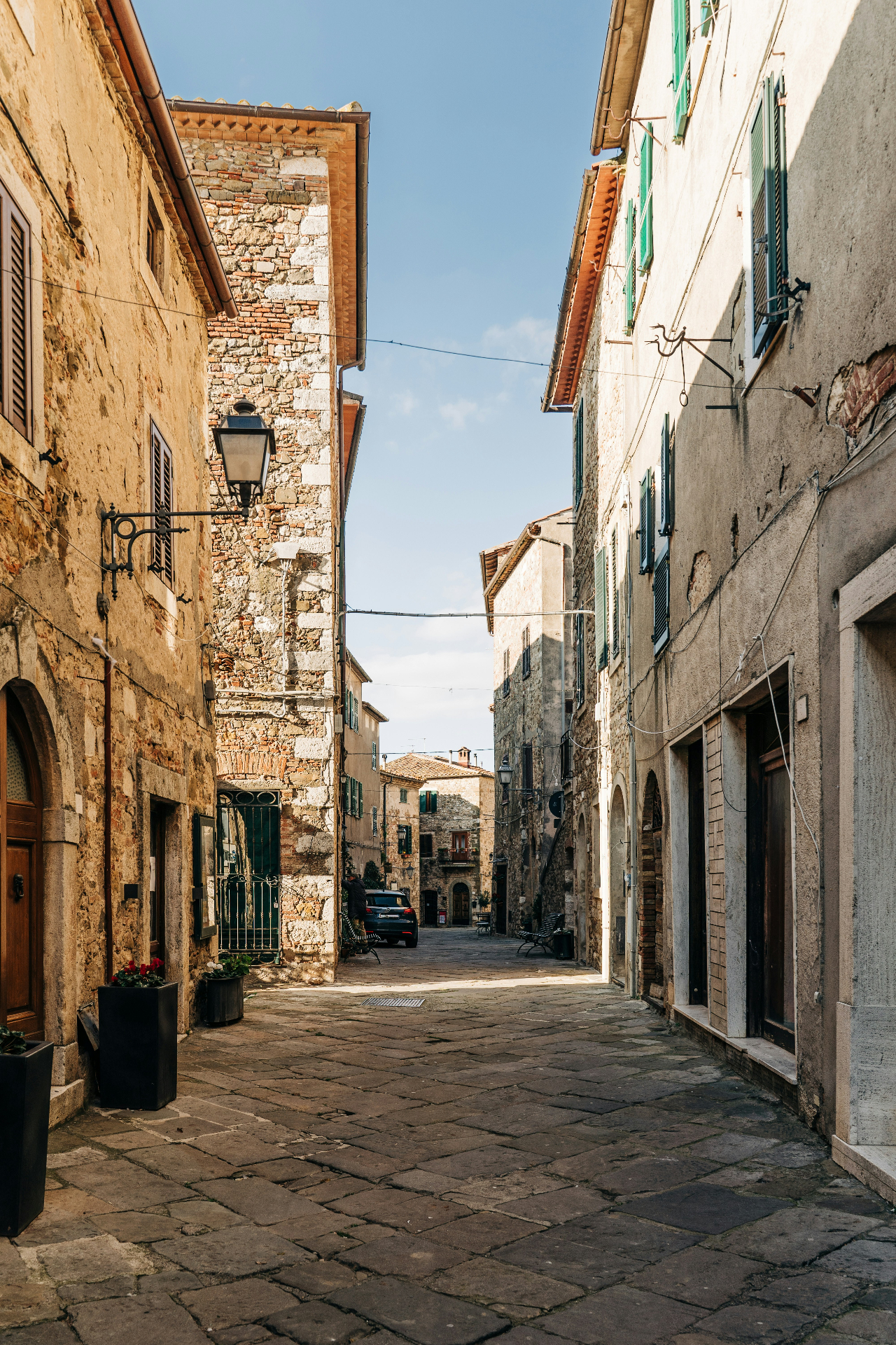 Technical survey of a historic Italian building